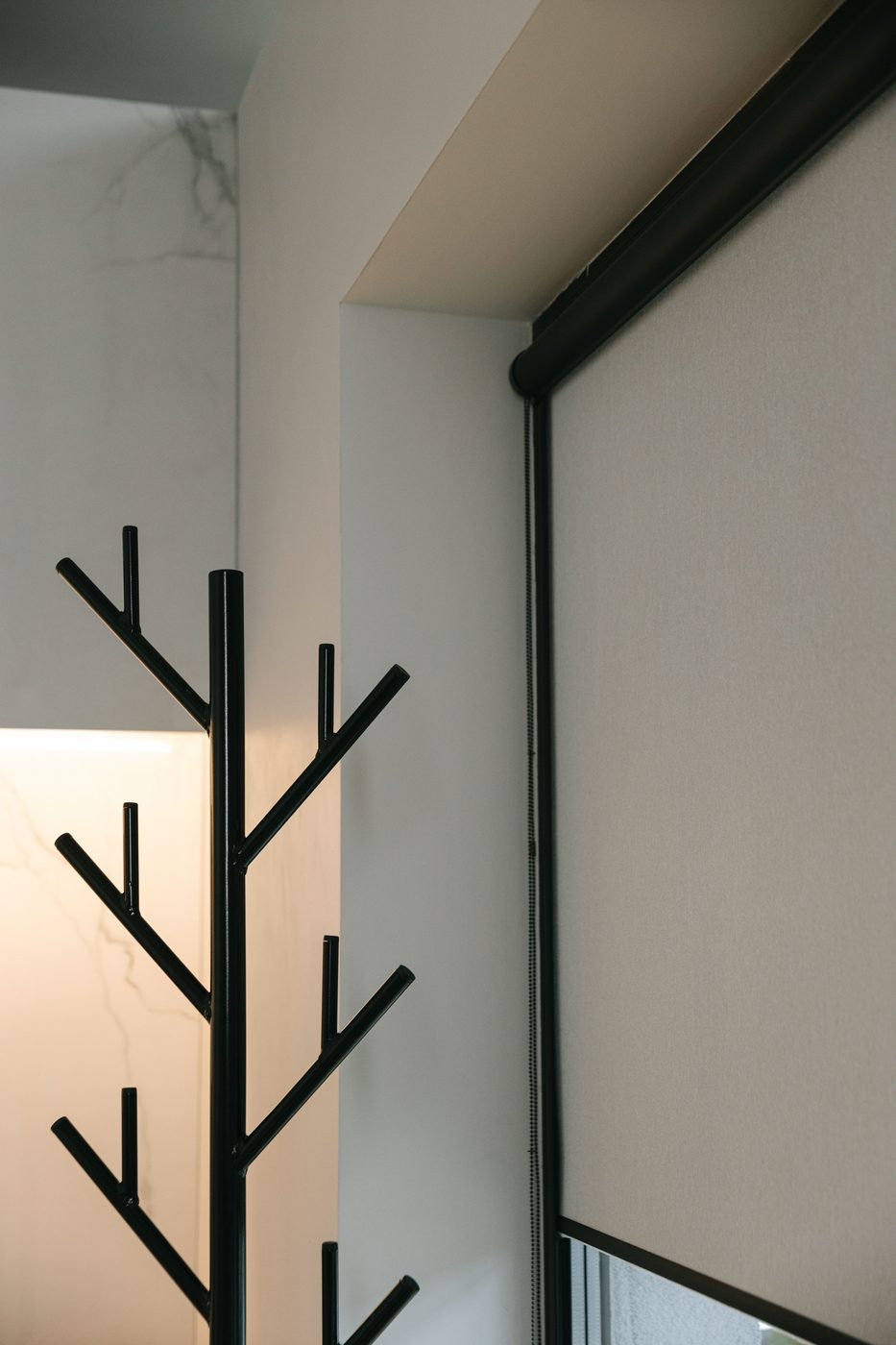 Roller blinds — a single smooth fabric sheet that rolls up and down